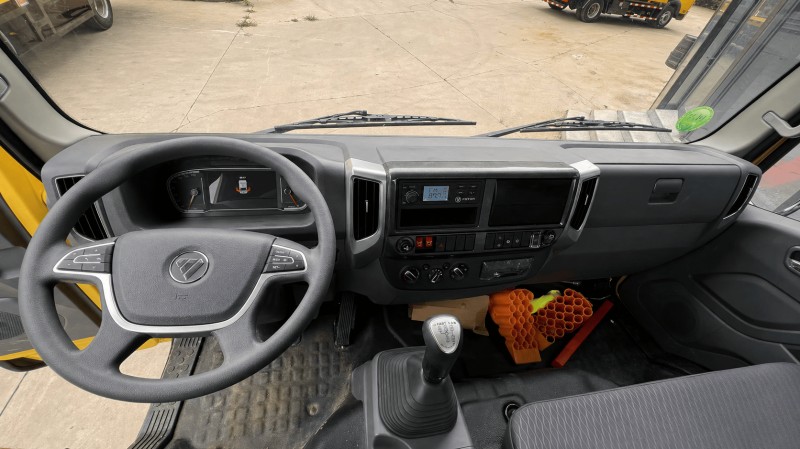 Foton Aoling 2060mm Wide Cab Interior with Suspension Seat, Power Windows and Multi-Function Steering Wheel